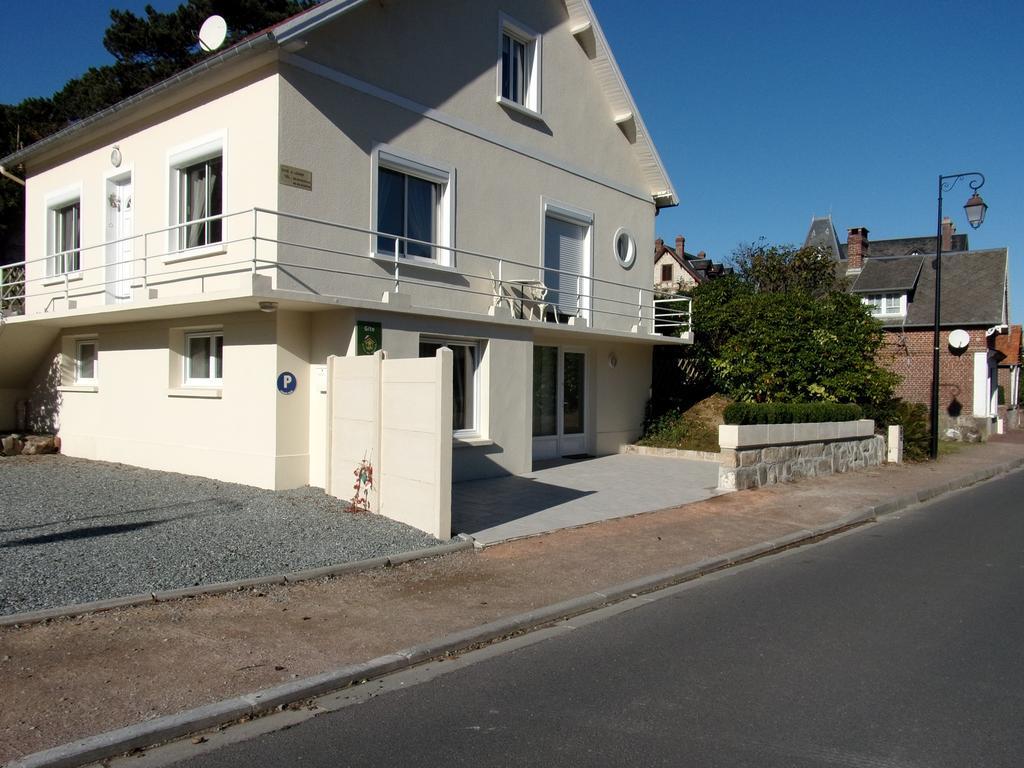 Le Petit Clos Des Camelias Veulettes sur Mer Bagian luar foto